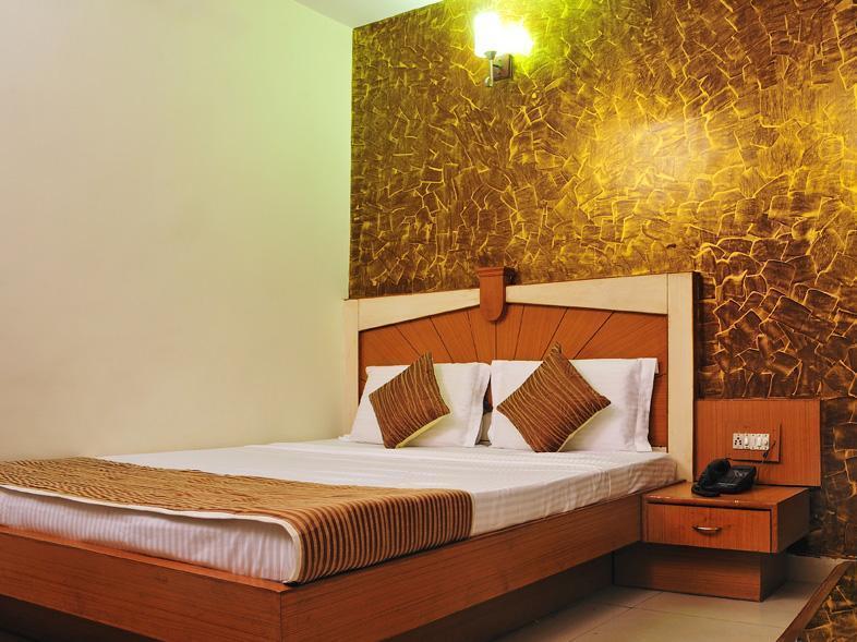 Hotel Star Palace Yeni Delhi Dış mekan fotoğraf