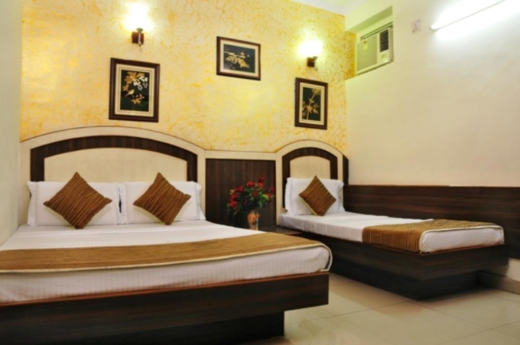 Hotel Star Palace Yeni Delhi Dış mekan fotoğraf