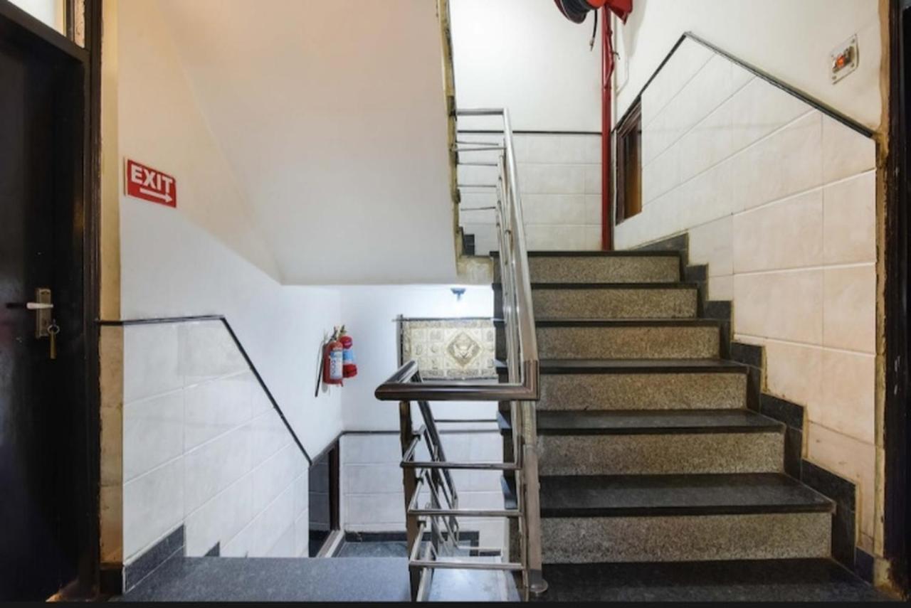 Hotel Star Palace Yeni Delhi Dış mekan fotoğraf