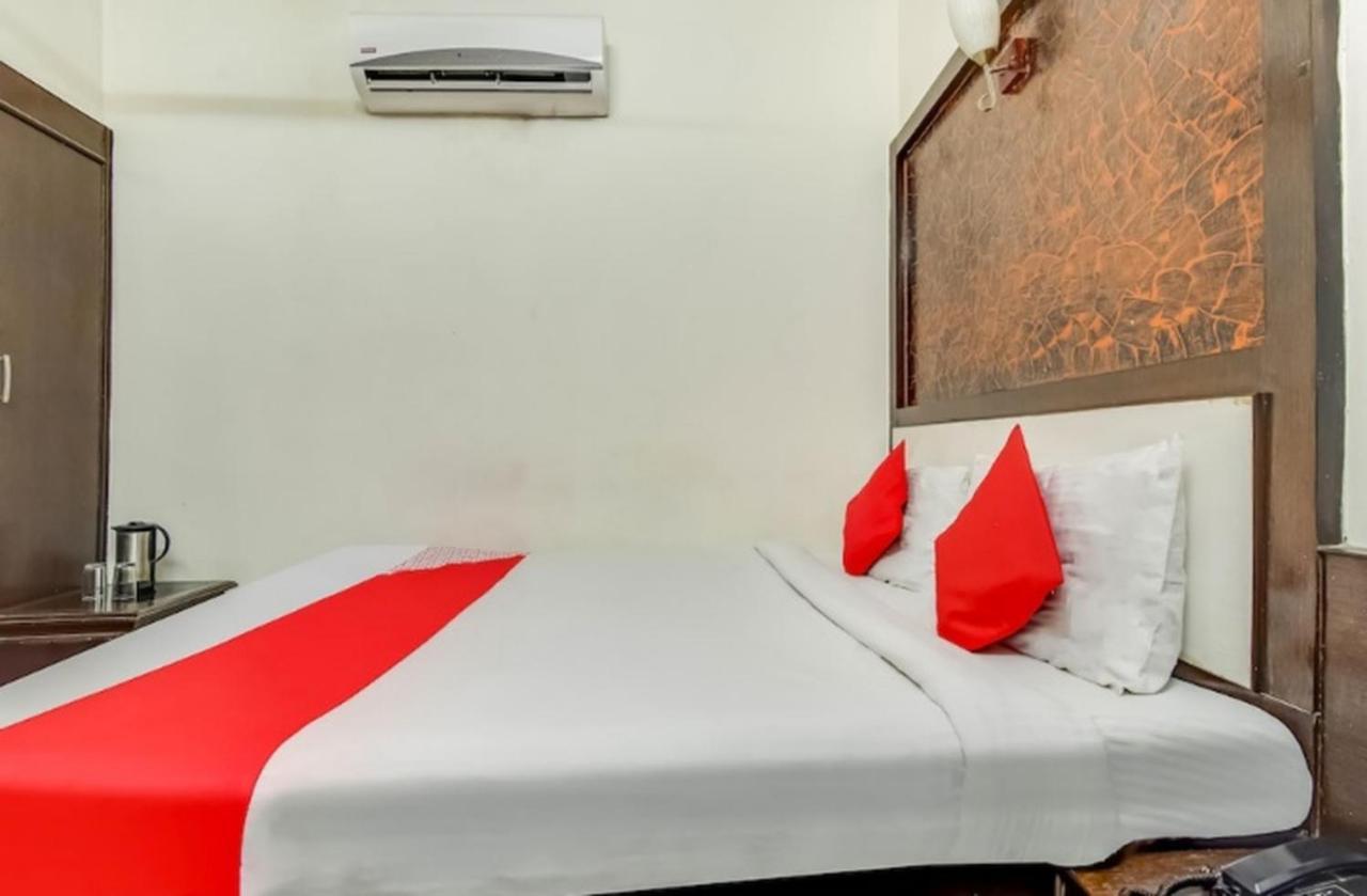 Hotel Star Palace Yeni Delhi Dış mekan fotoğraf